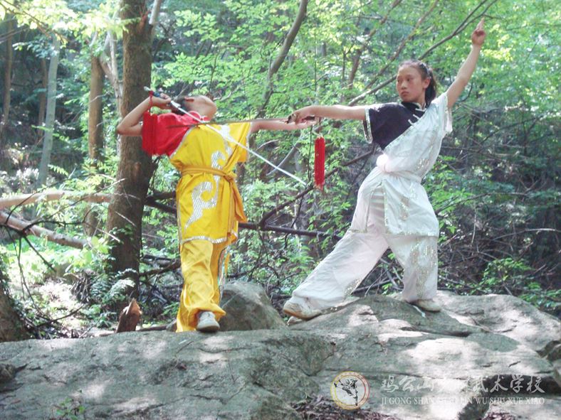 孩子學(xué)習(xí)成績(jī)差是老師問(wèn)題還是家長(zhǎng)、孩子問(wèn)題