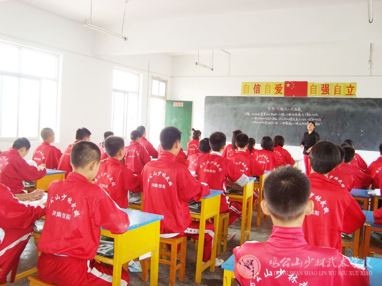 暑假怎么輔導孩子寫作業(yè) 暑假這樣陪孩子