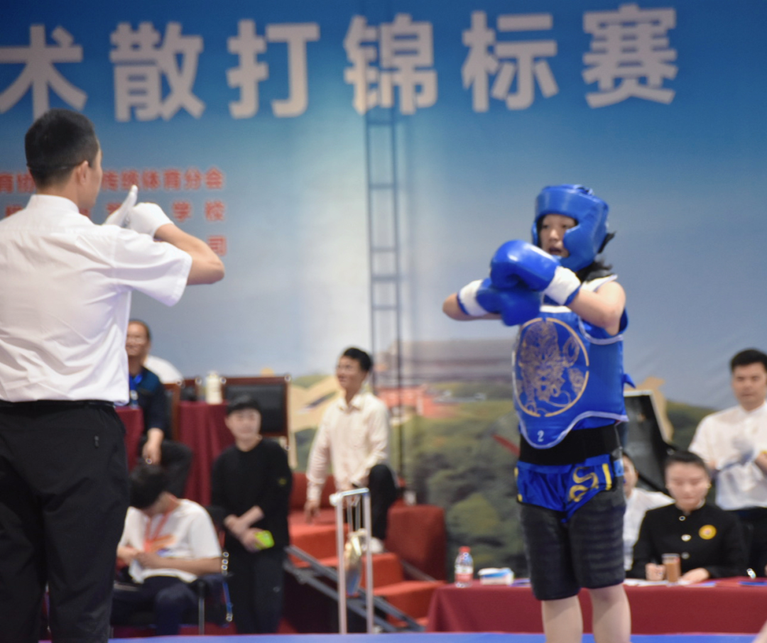 喜報(bào) || 信陽市雞公山少林武術(shù)學(xué)校學(xué)生陶翠勇奪第六屆全國(guó)大學(xué)生武術(shù)散打錦標(biāo)賽女子65公斤級(jí)冠軍！